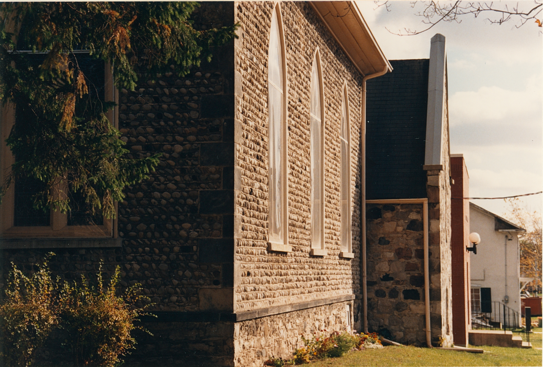 Bra-1 8 Burwell St 4